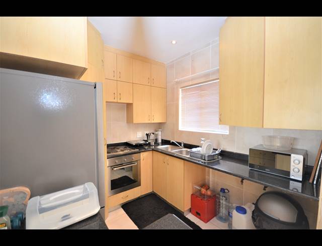 2 BEDROOM TOWNHOUSE RENTED IN BEACON BAY